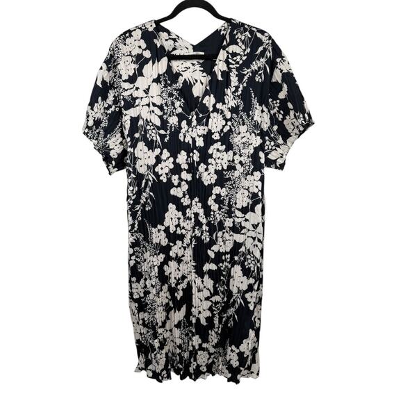 Vince Dress Arboretum short two tone crushed satin size Medium M - Picture 1 of 5